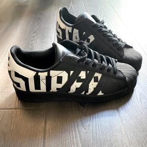 Black Adidas Superstar Size 7.5 Like New